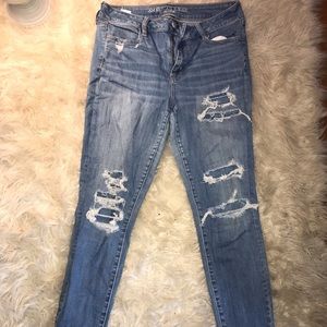 Lightwash ripped jeans